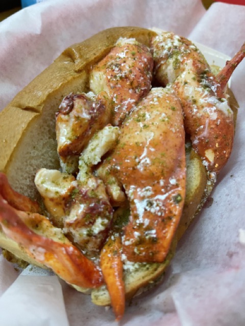 Luke's lobster roll New York fast food